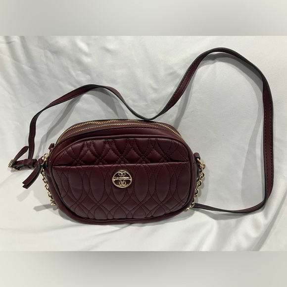 EUC Nine West Crossbody - Picture 1 of 3